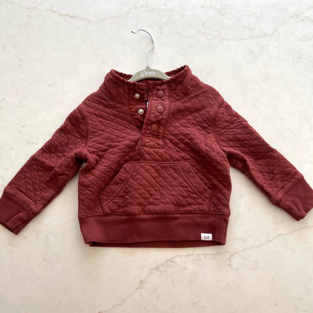 { Gap Quilted Pullover }